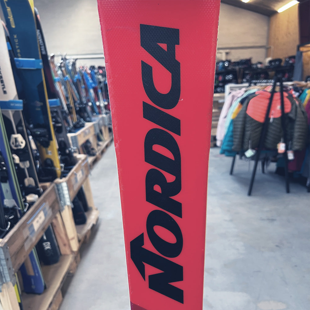 Nordica Logo